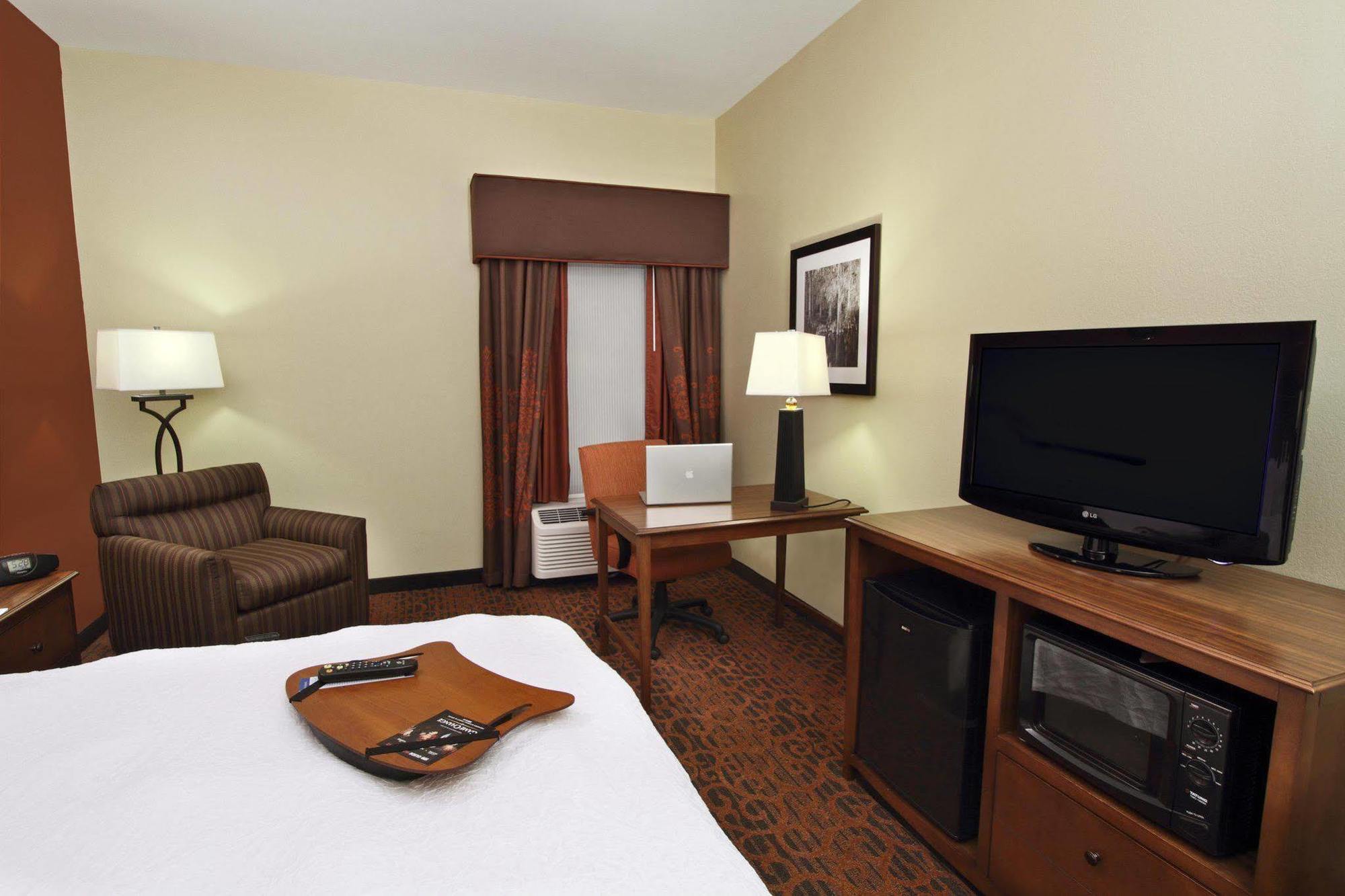 Hampton Inn Houma Eksteriør bilde