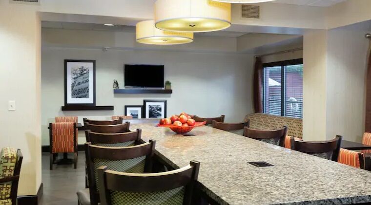 Hampton Inn Houma Eksteriør bilde